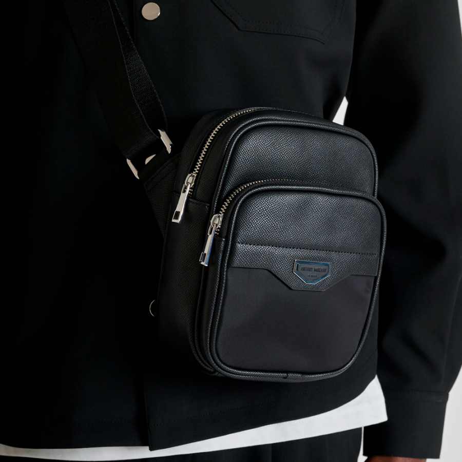 nylon-and-synthetic-leather-shoulder-bag