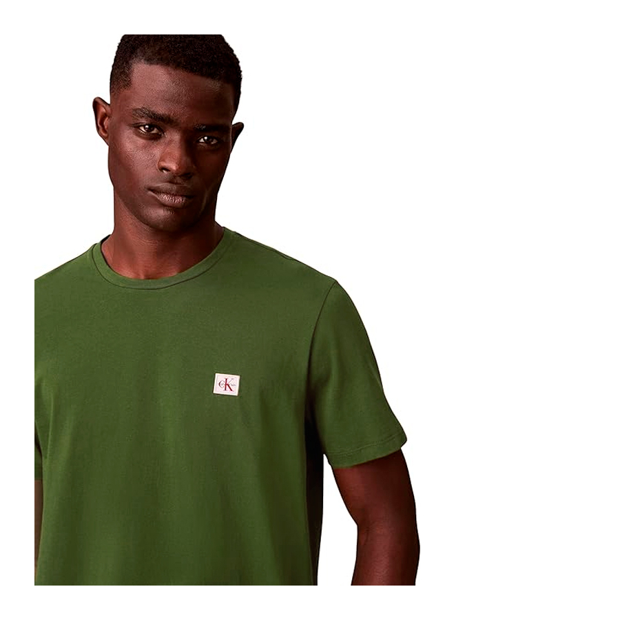 camiseta-de-algodon-con-insignia camiseta-de-algodon-con-insignia