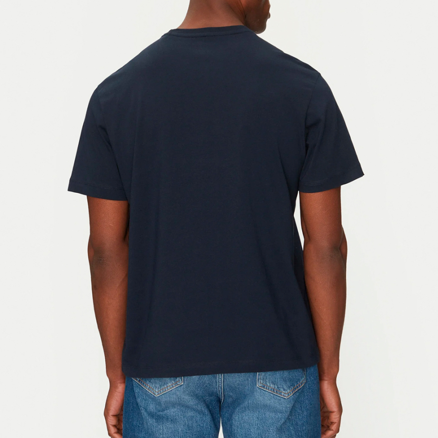 camiseta-regular-con-logo