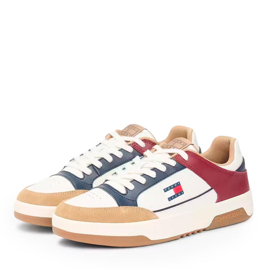 baskets-en-cuir-a-semelle-cuvette