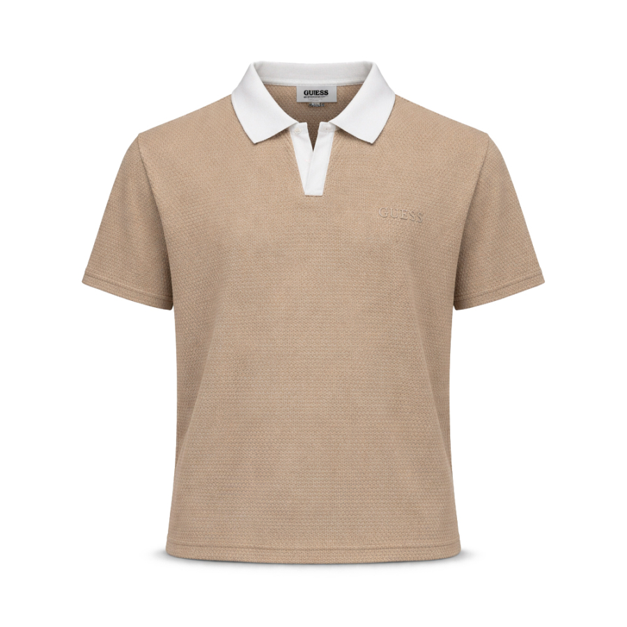 polo-con-logo-triangolare