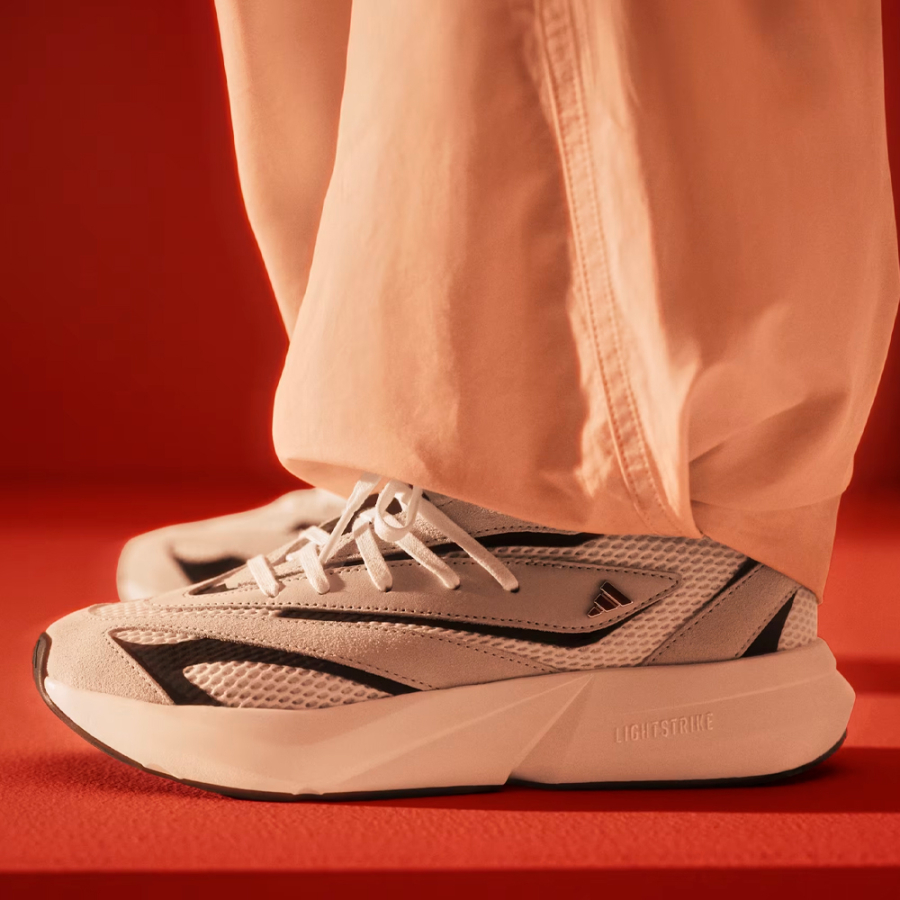 lightblaze-shoe lightblaze-shoe