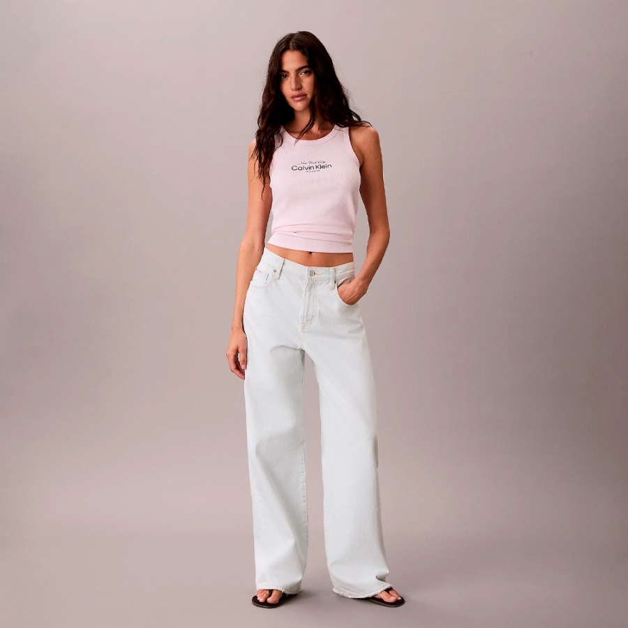 regata-de-algodao-canelado-com-modelagem-justa