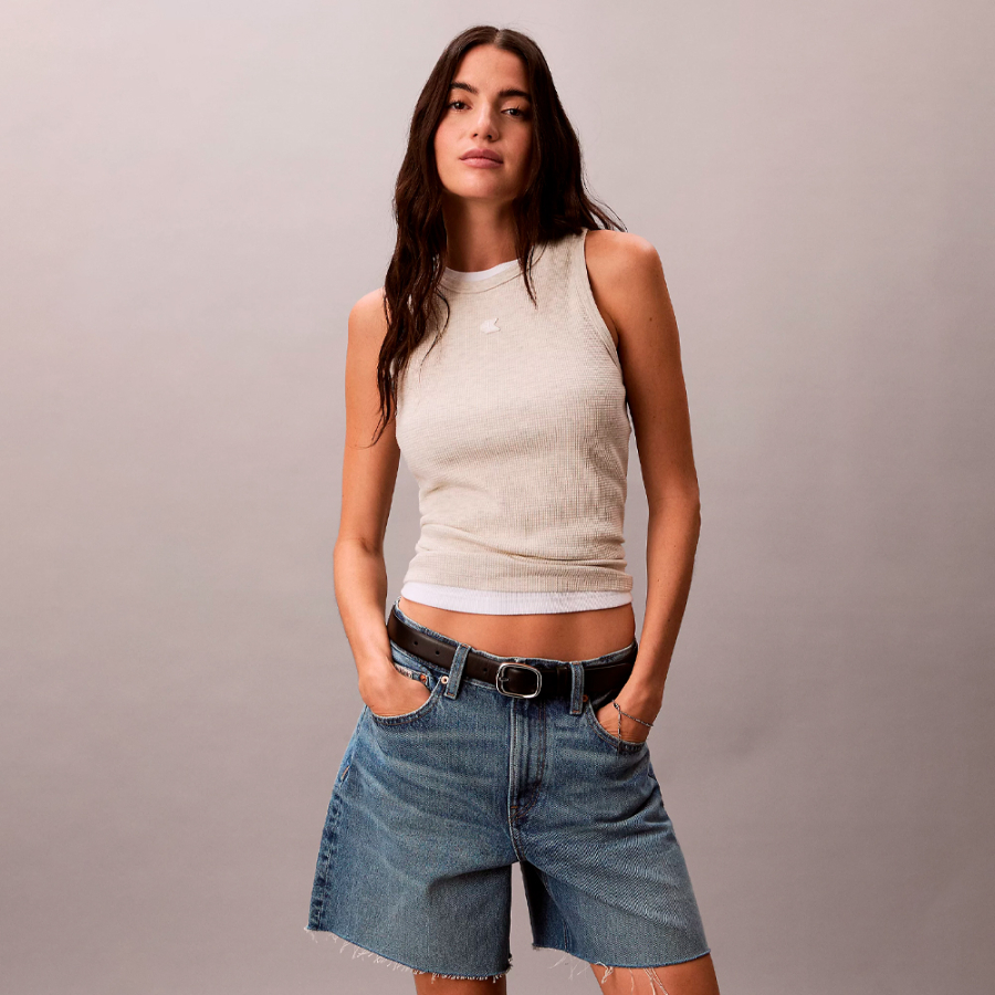 top-slim-com-textura-em-relevo-e-costas-nadador