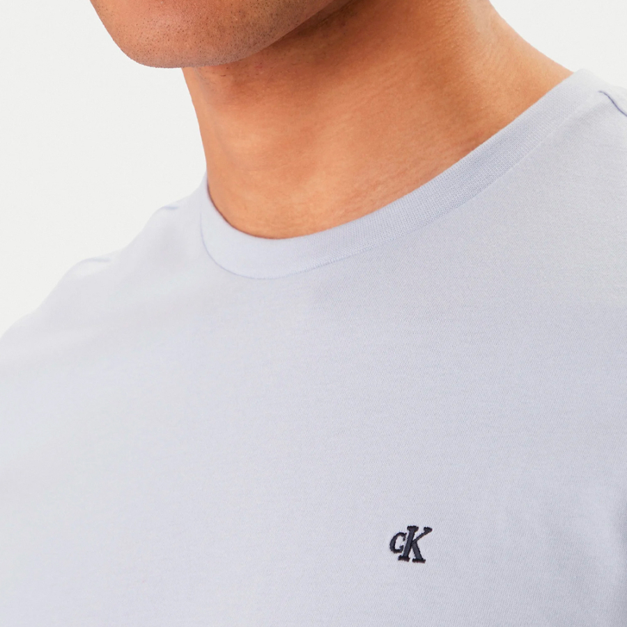 camiseta-clasica-con-monograma