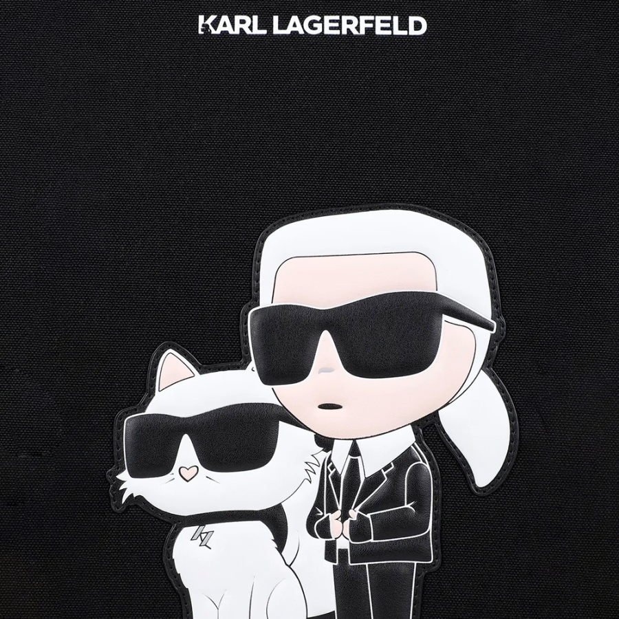 baby-changing-bag-with-brand-print