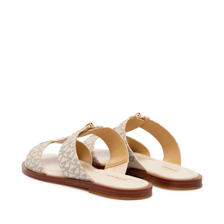 sandalia-com-o-logotipo-exclusivo-da-berkley