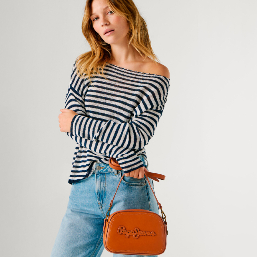 faux-leather-shoulder-bag-with-logo faux-leather-shoulder-bag-with-logo