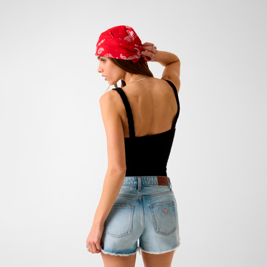 top-in-maglia-a-coste-con-lacci