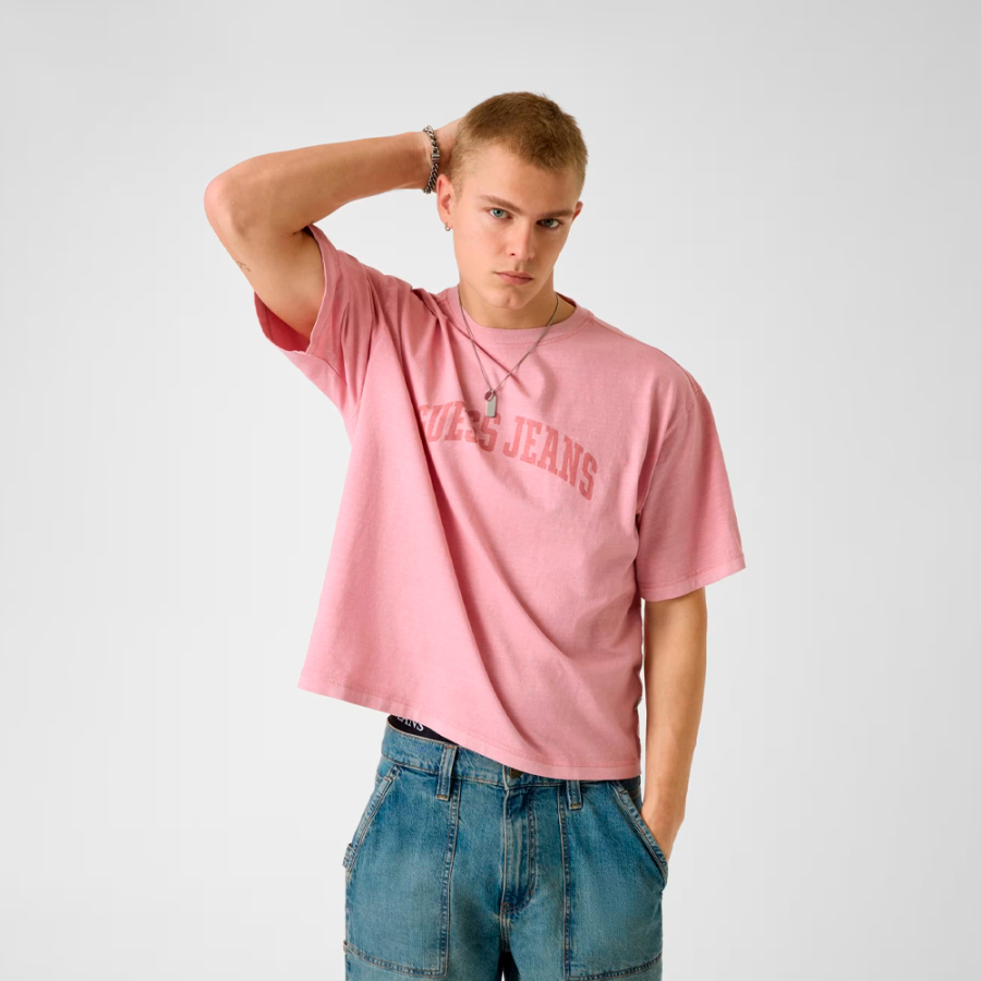 camiseta-de-corte-reto-com-estampa