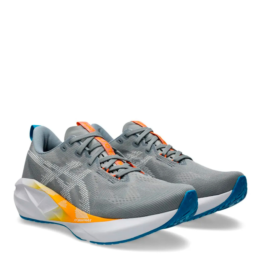 zapatilla-novablast-5