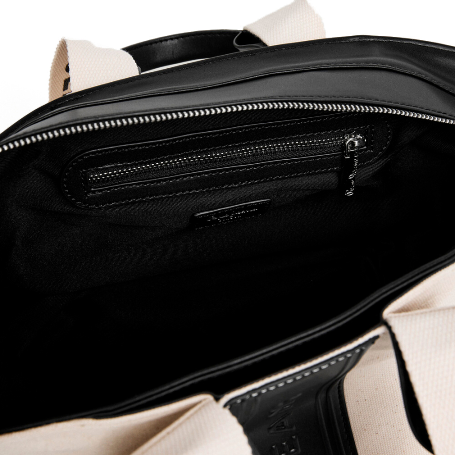 einkaufstasche-mit-gepragtem-logo