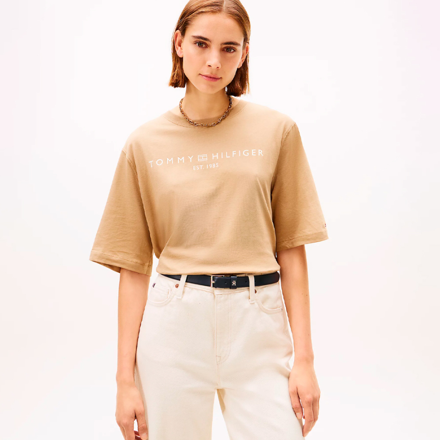 loose-fitting-t-shirt-with-logo