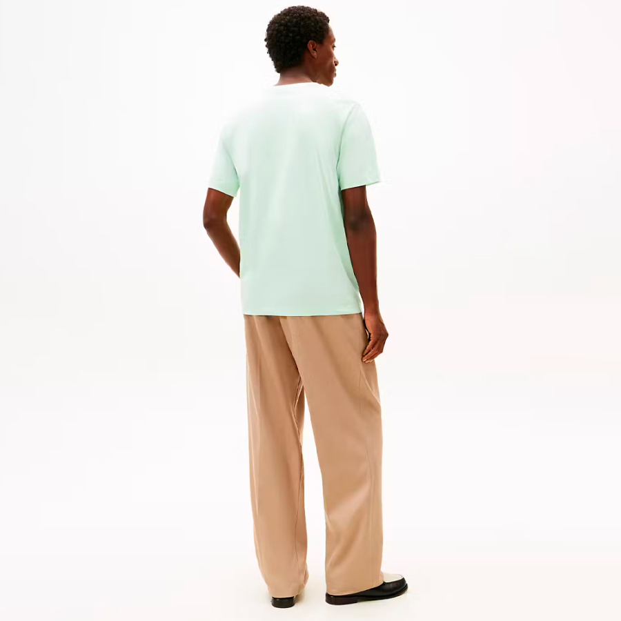 camiseta-de-malha-com-gola-redonda