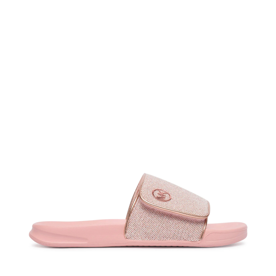 tongs-jett-darby