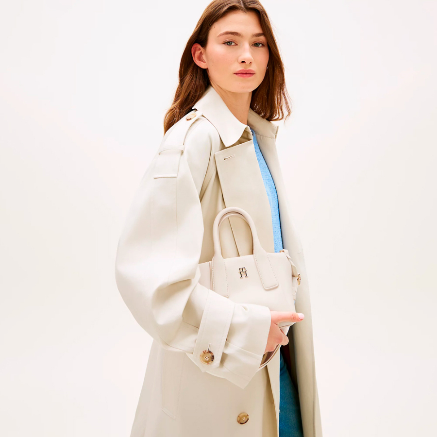 essential-tote-bag-with-metallic-logo essential-tote-bag-with-metallic-logo