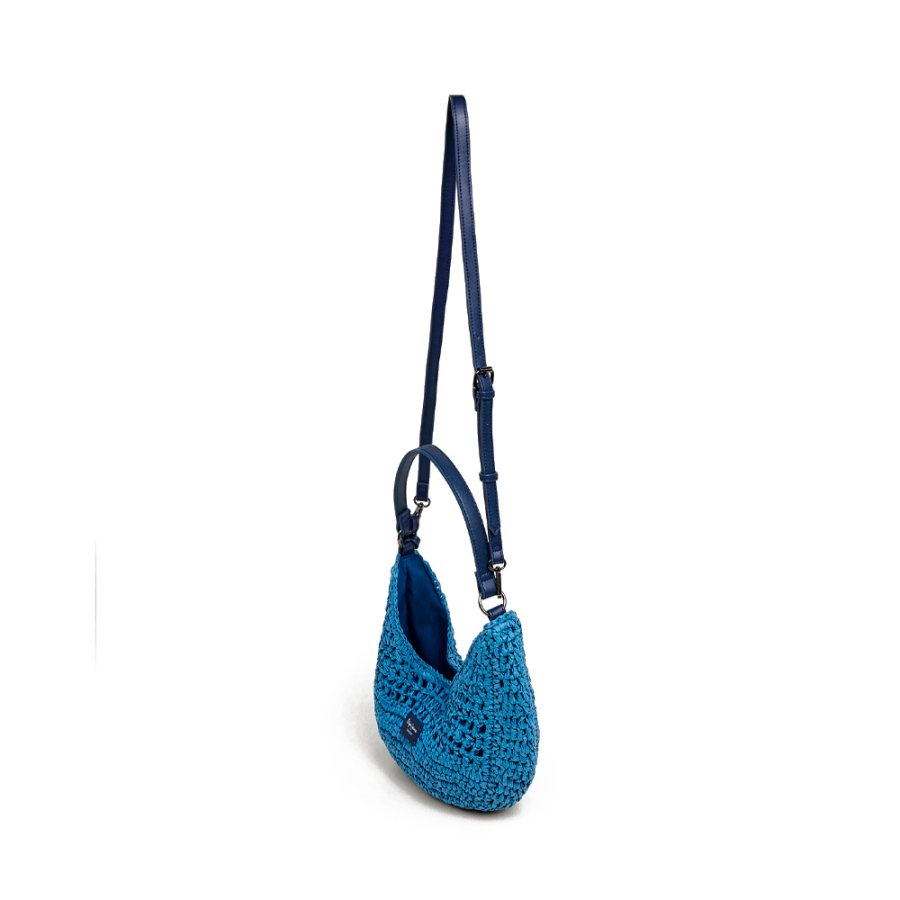 sac-demi-lune-en-raphia