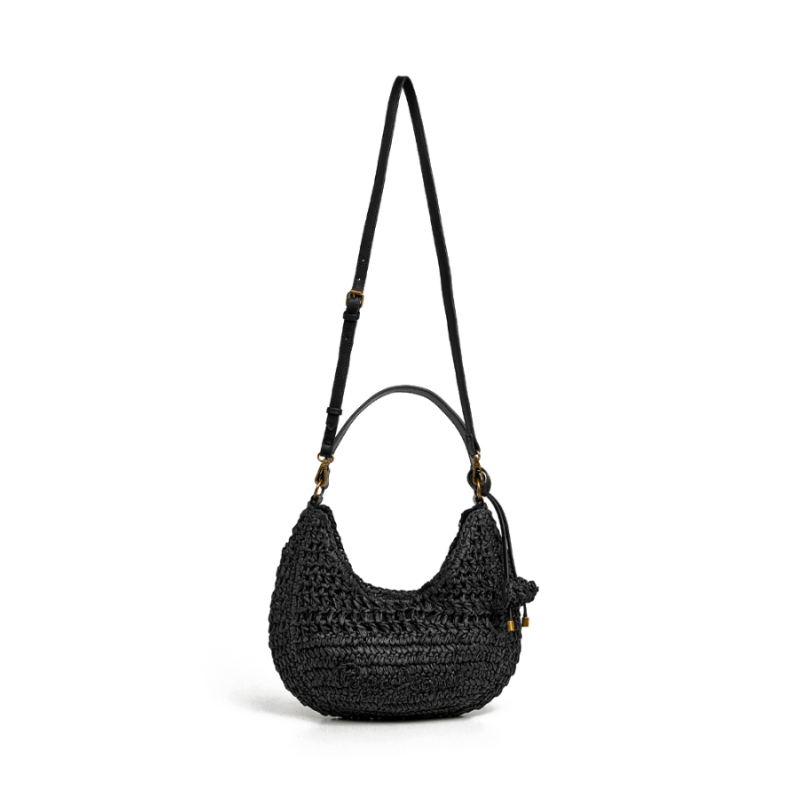sac-demi-lune-en-raphia
