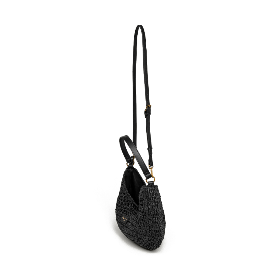 sac-demi-lune-en-raphia