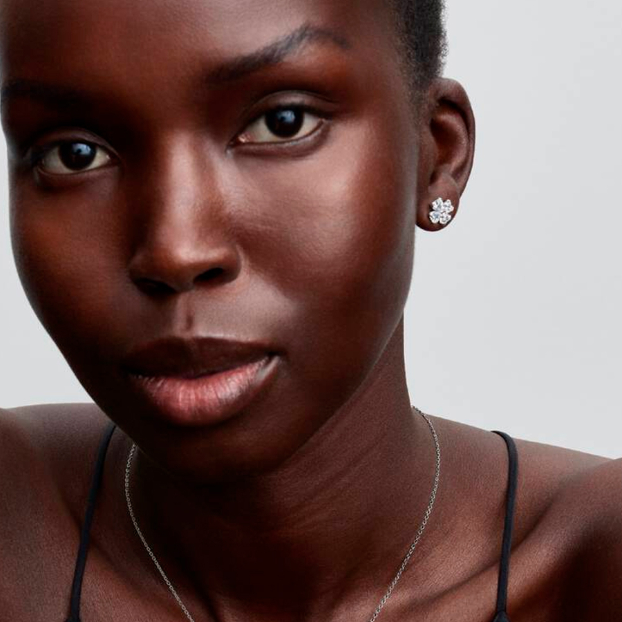 orecchini-a-perno-scintillanti-a-forma-di-quadrifoglio-portafortuna-294500c01