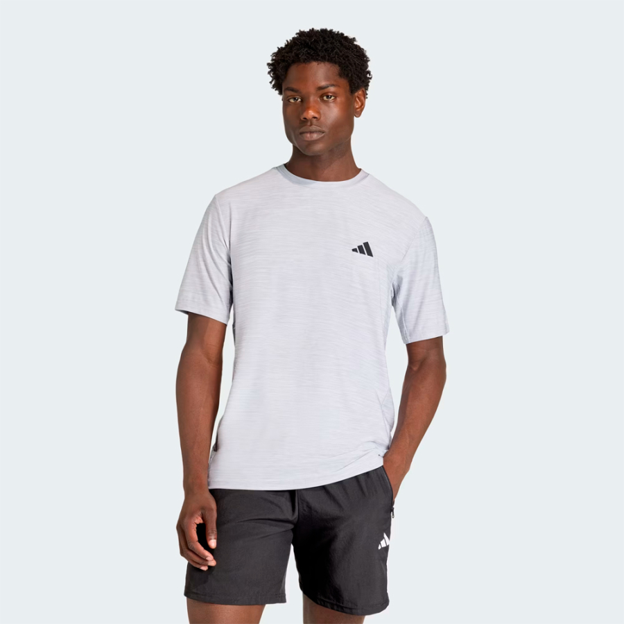 t-shirt-flex-essentiels-pour-l-entrainement