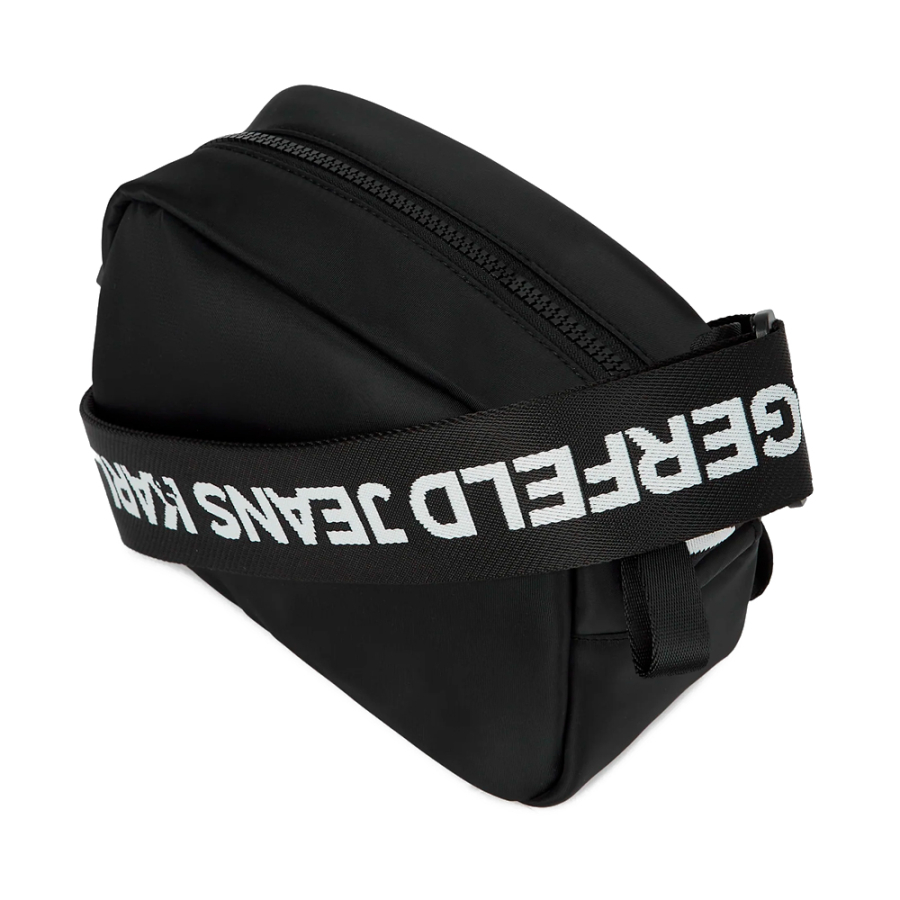 bolsa-de-ombro-em-nylon-com-logotipo