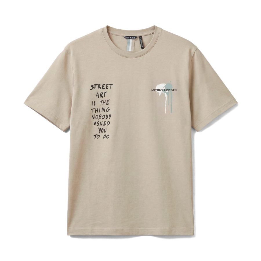 camiseta-de-corte-relajado-con-estampado-de-arte-urbano