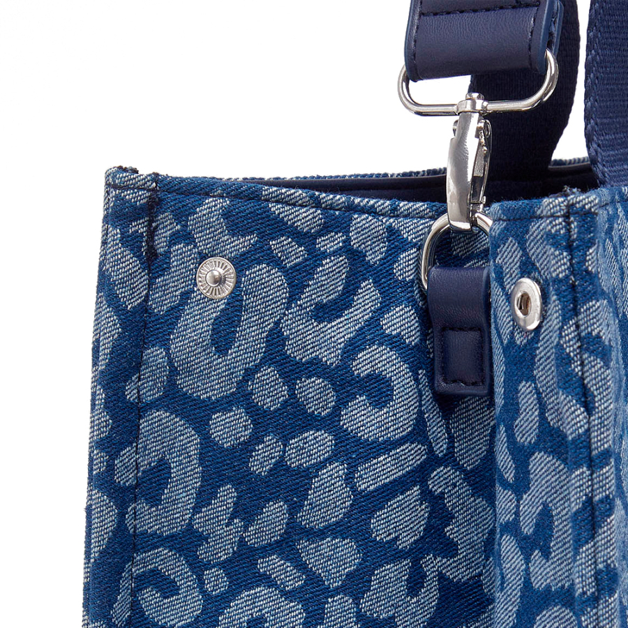 grand-sac-cabas-en-denim-a-imprime-animal grand-sac-cabas-en-denim-a-imprime-animal