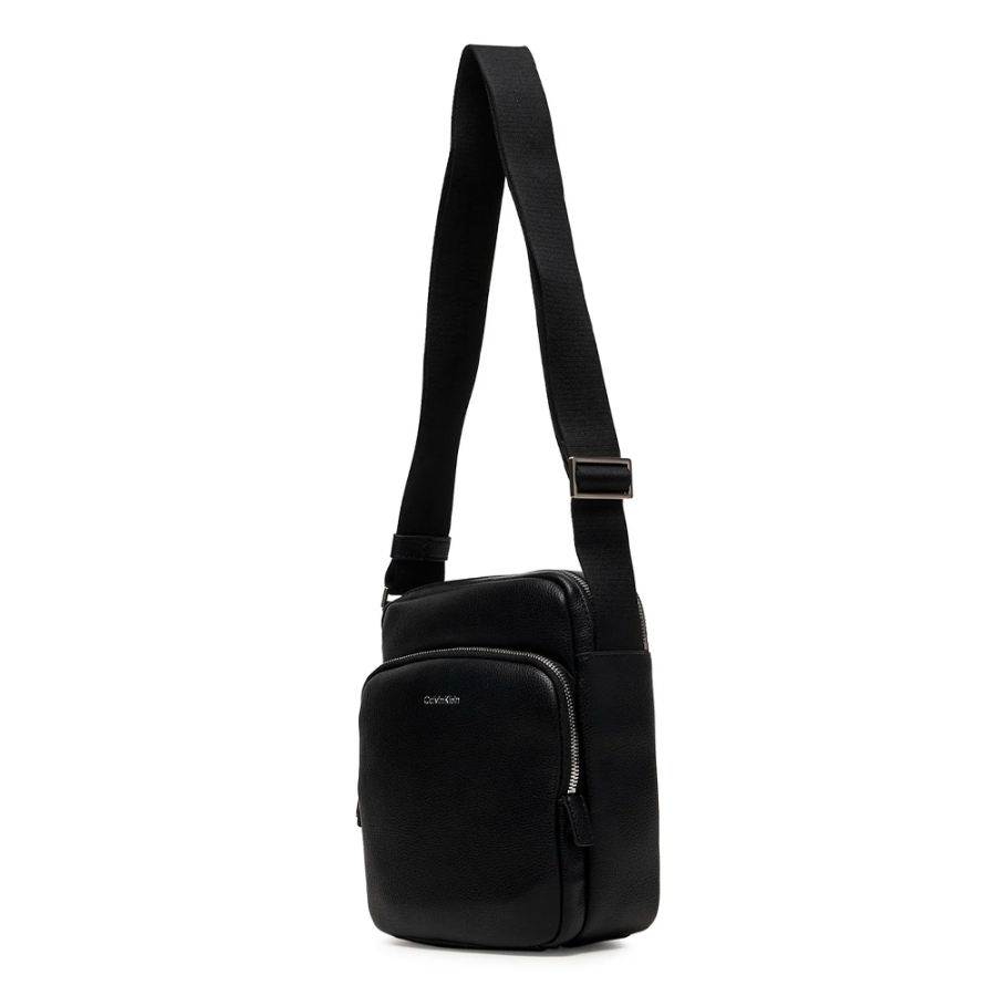 sac-a-bandouliere-reporter-a-poches-relevees