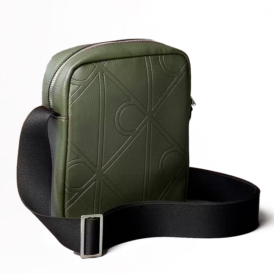 emblematic-reporter-shoulder-bag