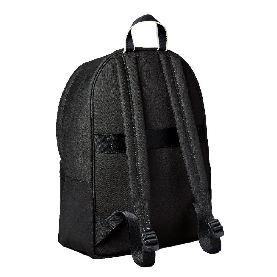 grafischer-trolley-rucksack-mit-logo