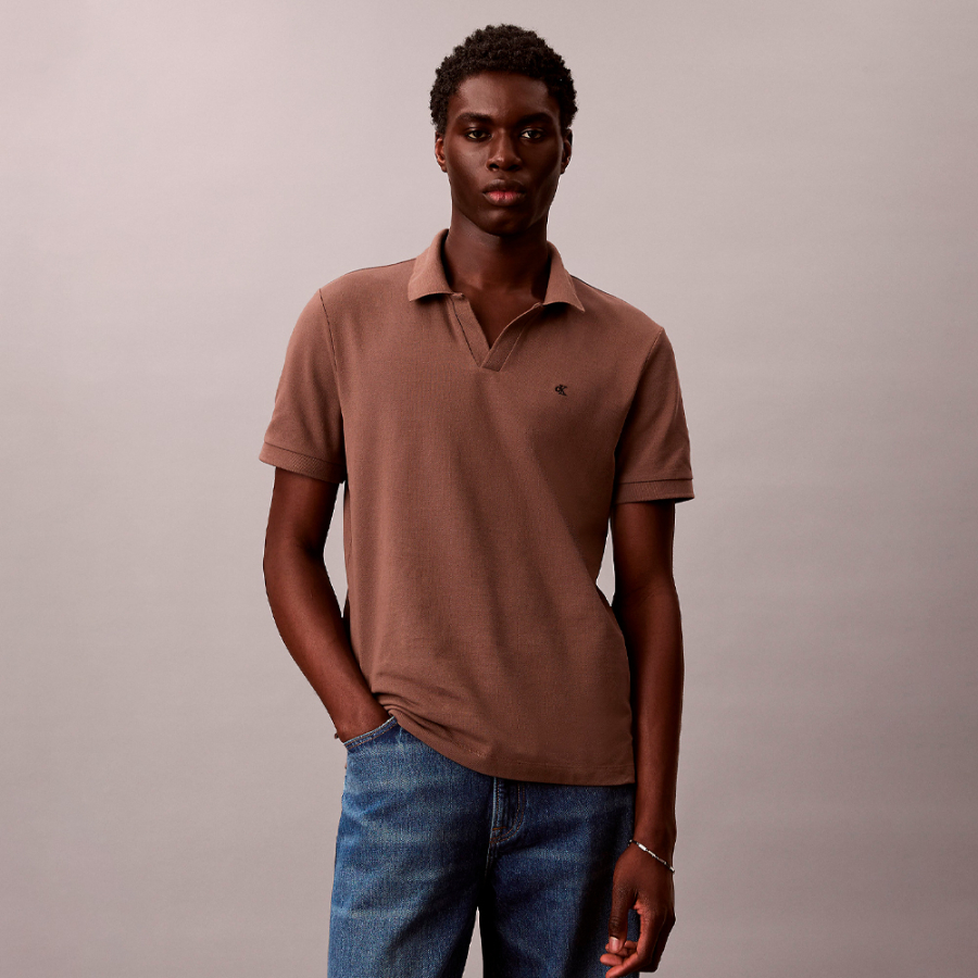 polo-de-pique-de-algodon-con-cuello-abierto