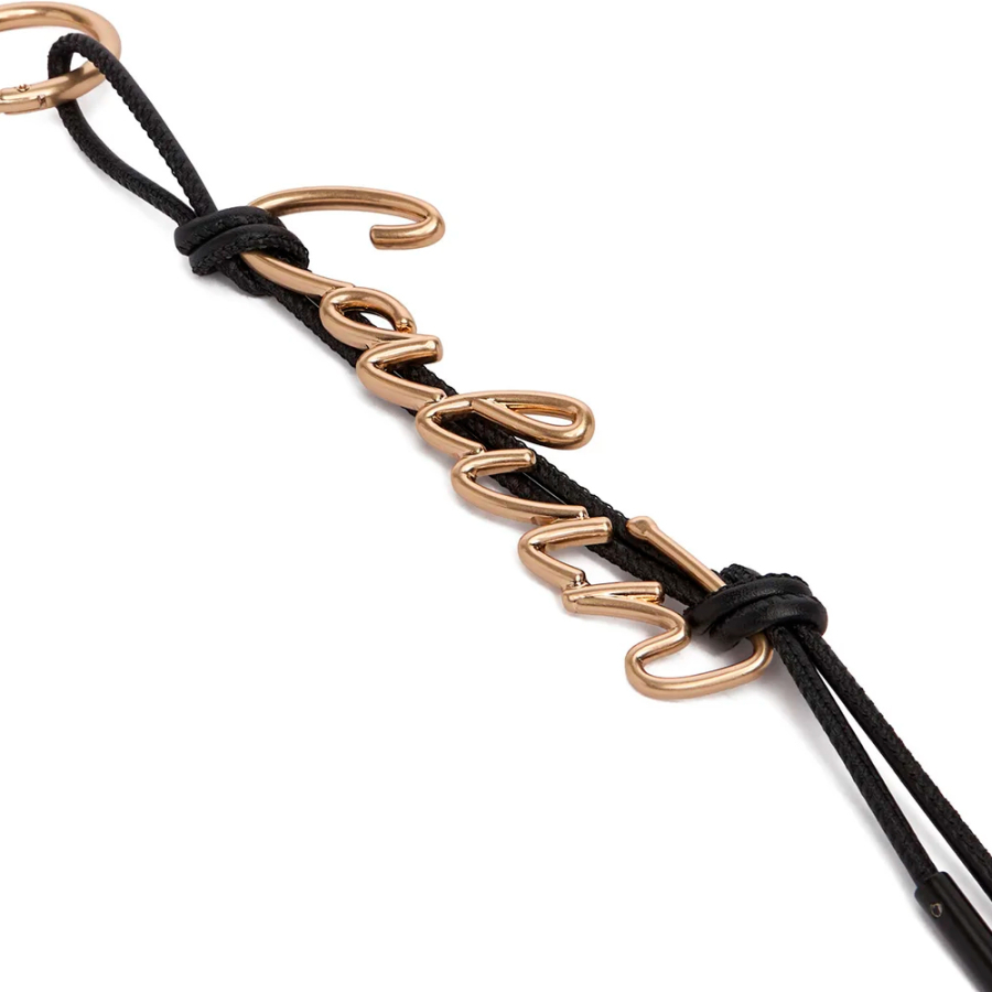 chaveiro-com-pingente-de-escrita-cursiva-e-no