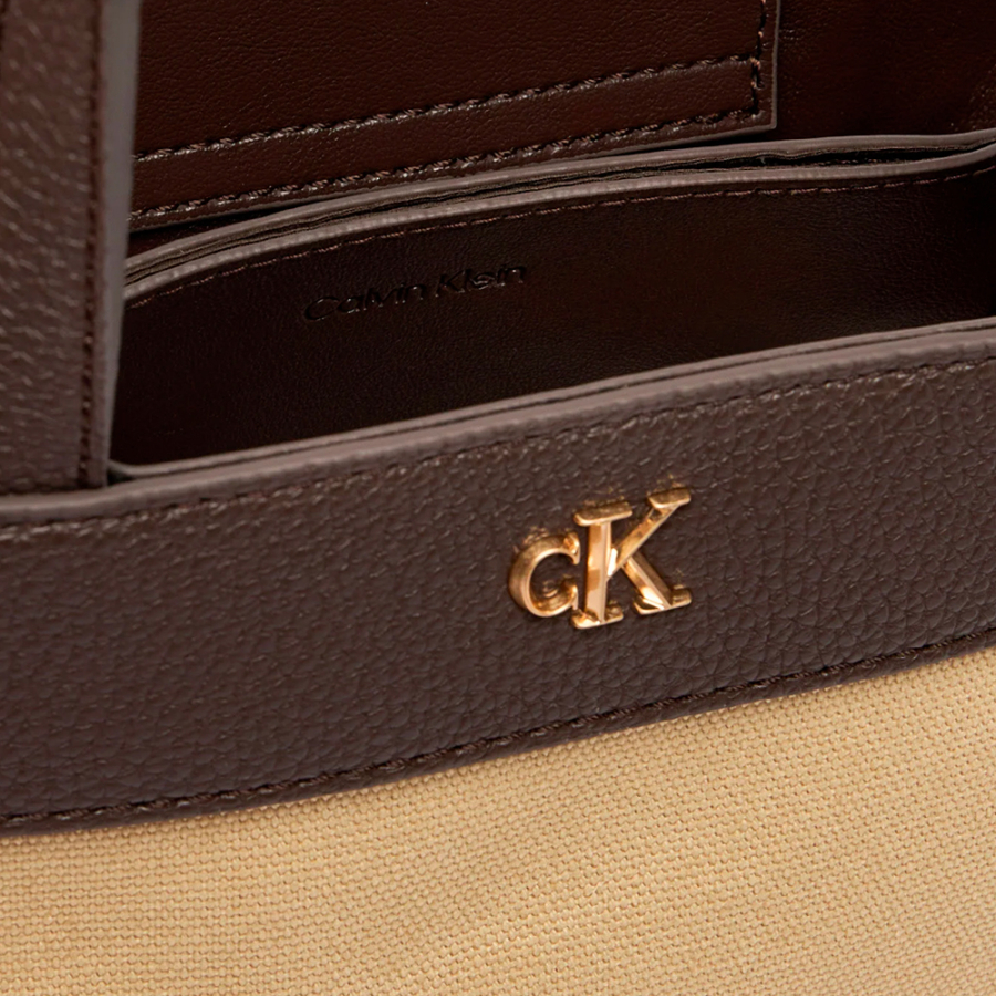 kleine-tragetasche-aus-baumwoll-canvas