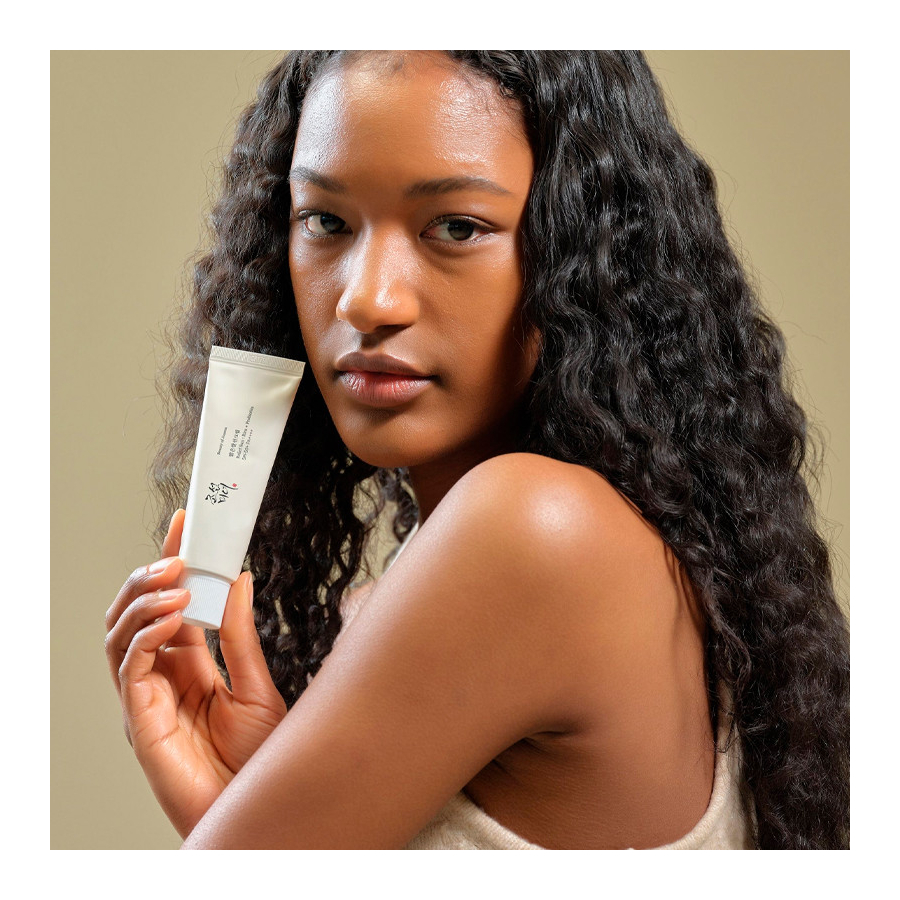 relief-sun-rice-probiotics-spf50-pa-protector-solar-facial