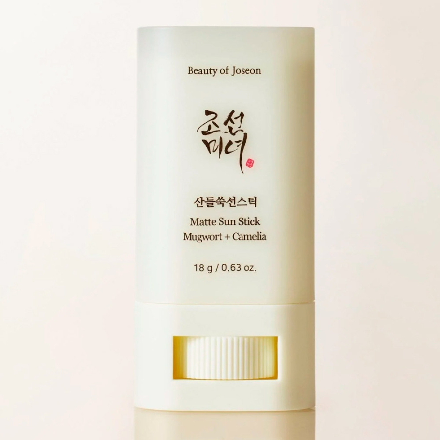 matte-sun-stick-mugwortcamelia-spf-50-pa-stick-protector-facial