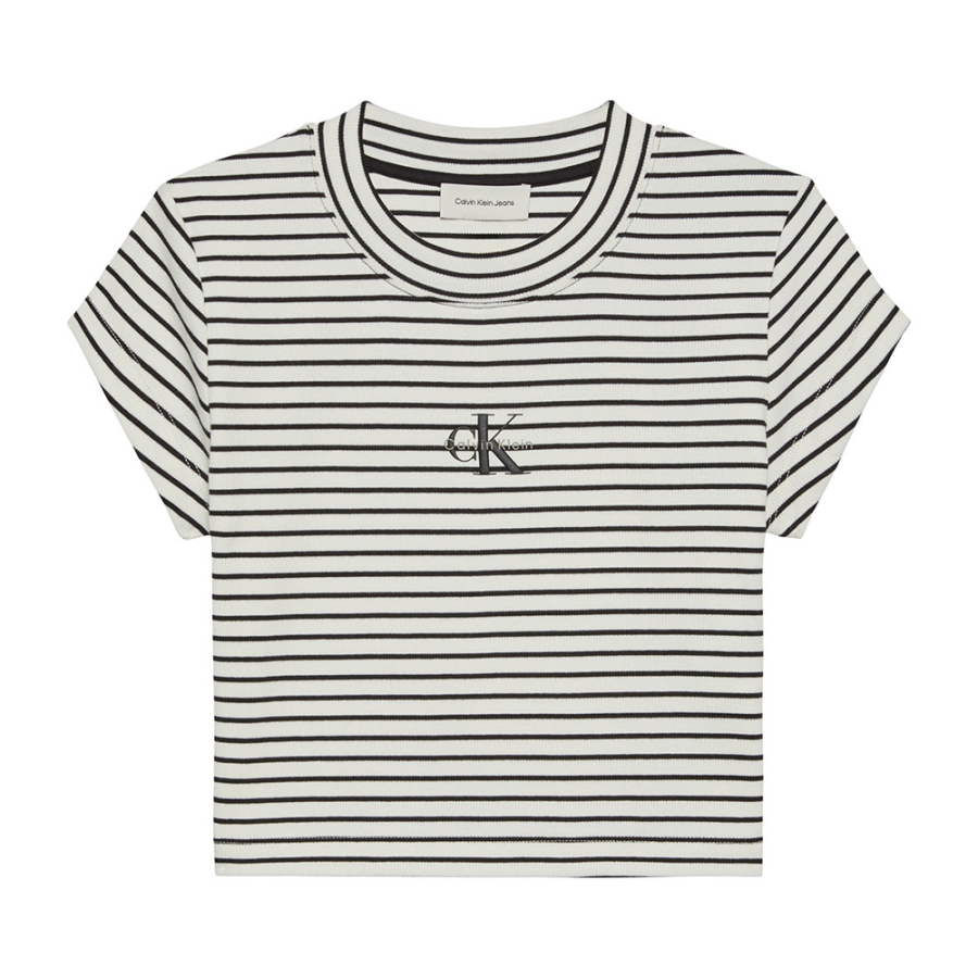 schmal-geschnittenes-gestreiftes-rippstrick-t-shirt