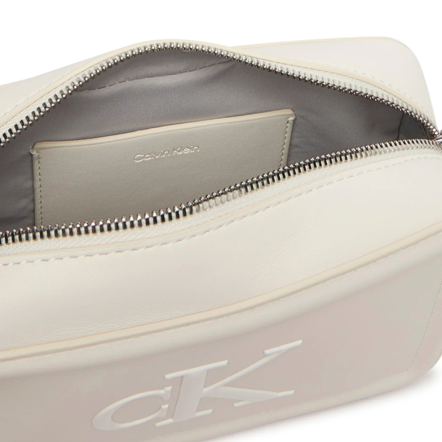 camera-style-shoulder-bag-with-distinctive-monogram