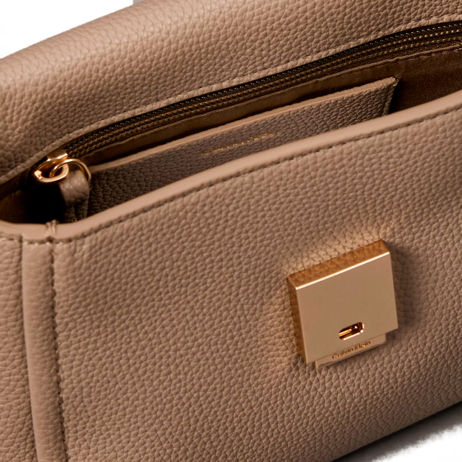 pebble-grain-shoulder-bag pebble-grain-shoulder-bag