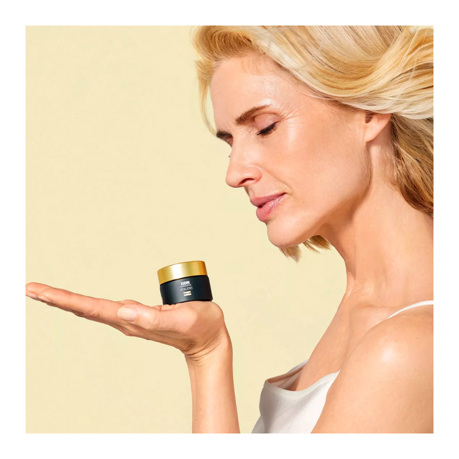 vital-eyes-eye-contour-with-melatonin