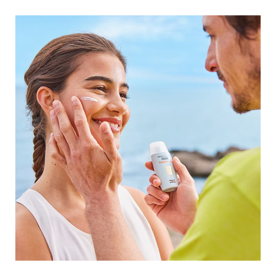 Fotoprotector Fusion Water MAGIC SPF 50