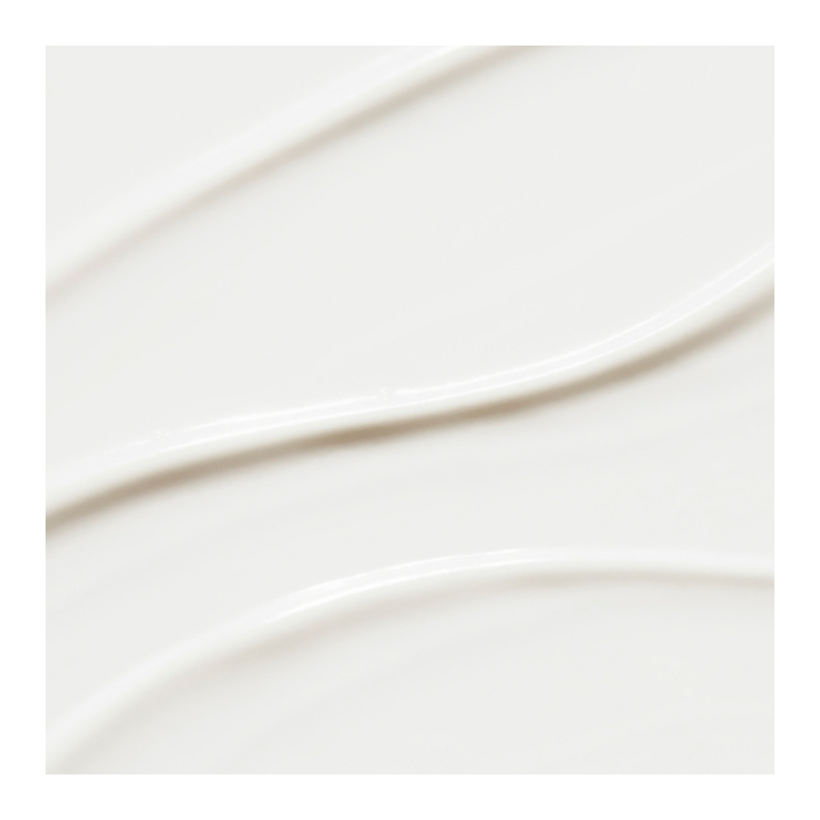 heerlijke-zonnespray-met-hoge-bescherming-voor-gezicht-en-lichaam-spf-50-nuxe-sun