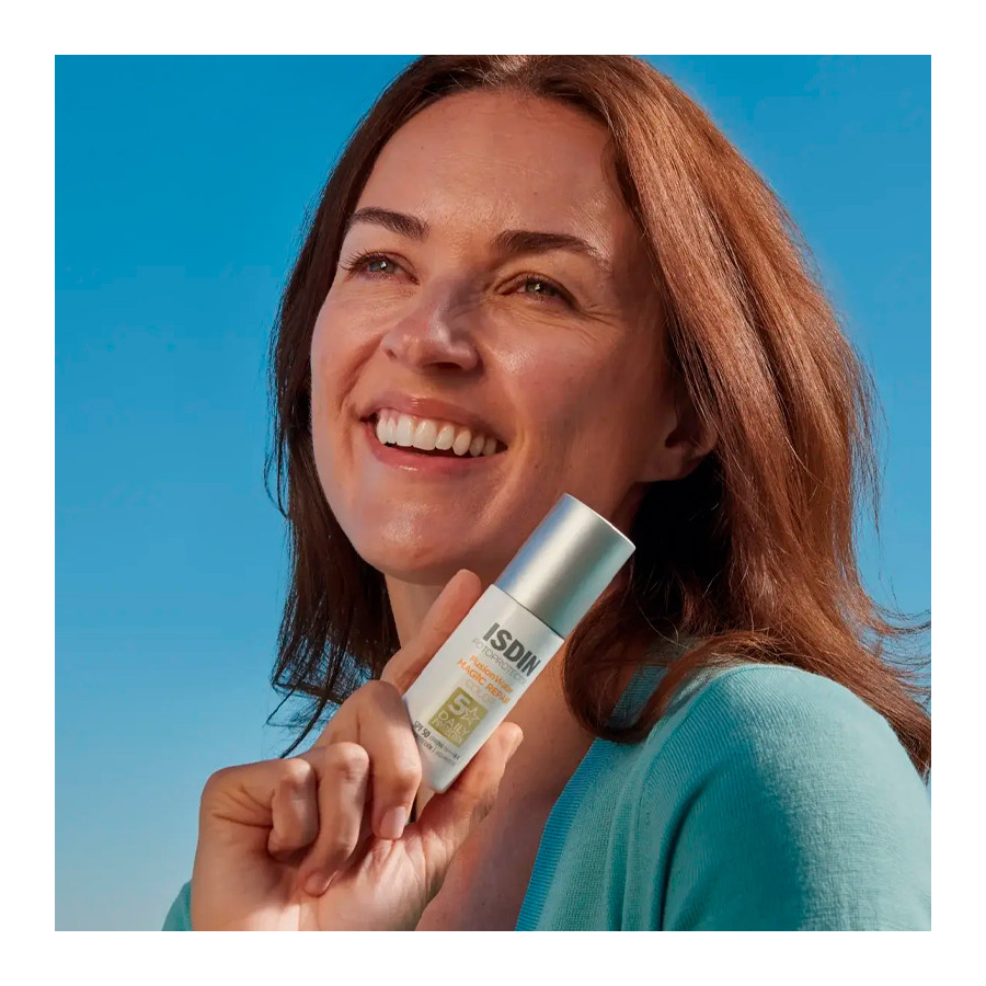 fusion-water-magic-repair-color-spf-50-facial-sunscreen-with-tint-and-triple-anti-aging-action