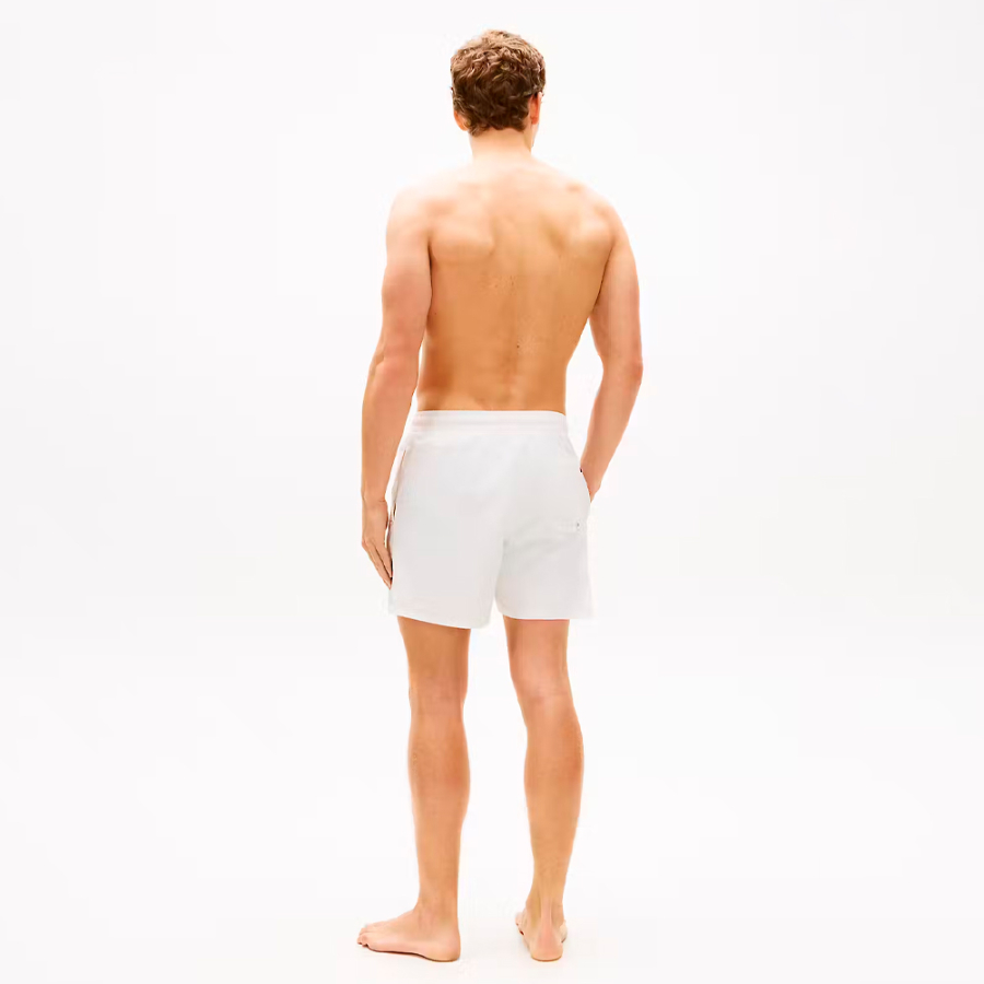 mittellanger-badeanzug-mit-gesticktem-logo