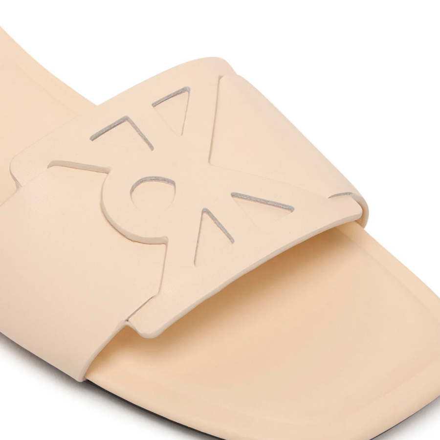 sandalias-rasteiras-provencais-de-couro