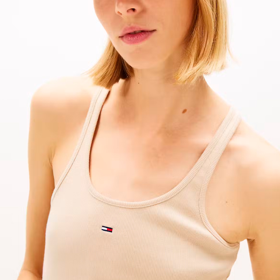 camiseta-de-tirantes-slim-acanalada