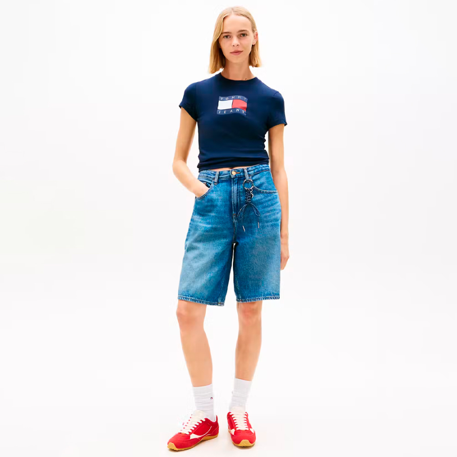 t-shirt-en-maille-fine-avec-logo-ondule t-shirt-en-maille-fine-avec-logo-ondule