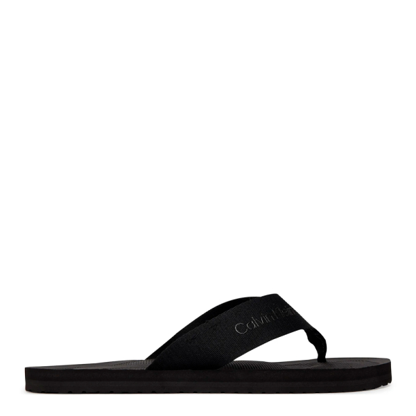 Calvin Klein Balanoire de string de la ville - 41 Noir- Ref 31 €
