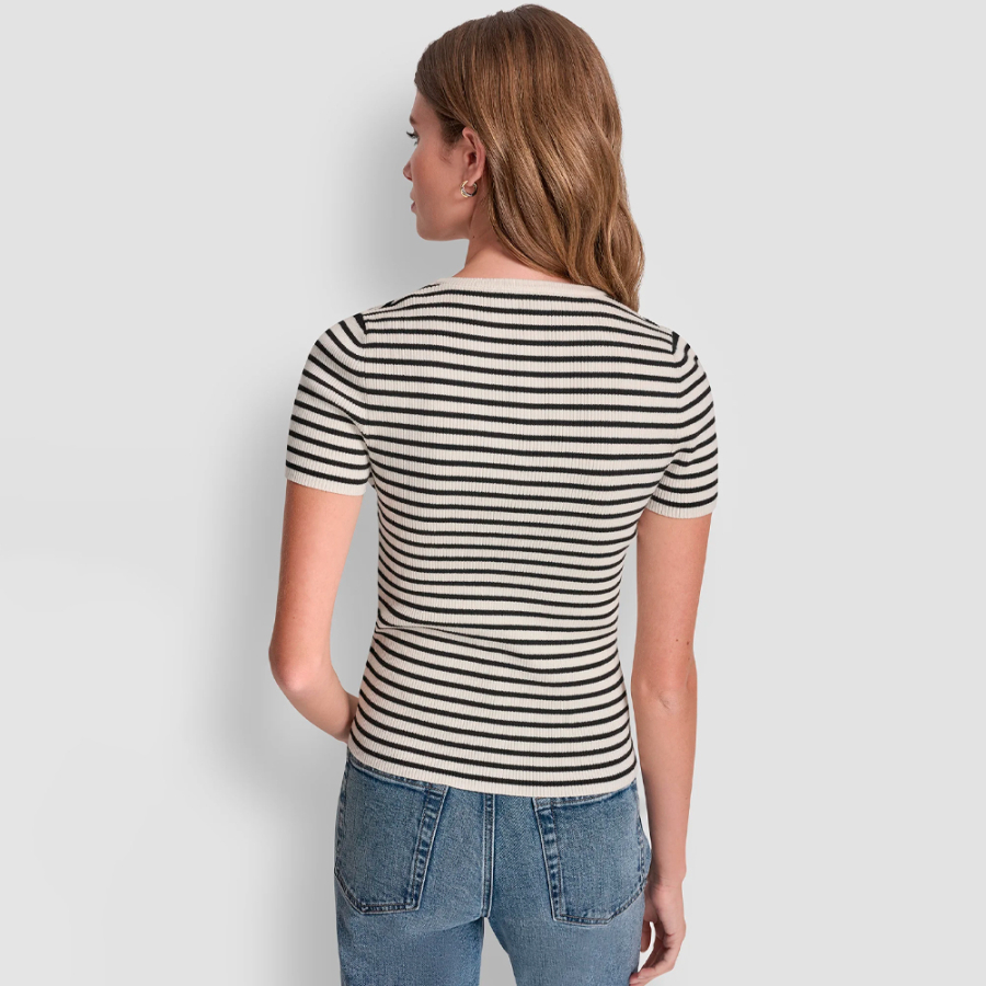 crew-neck-striped-t-shirt