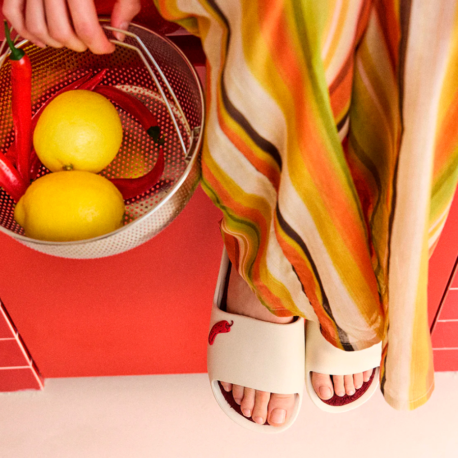 chilly-print-slide-navarino-flip-flops